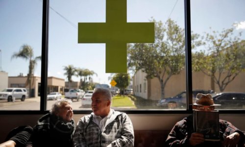 Older Americans Using Cannabis to Treat Pain, Other Conditions